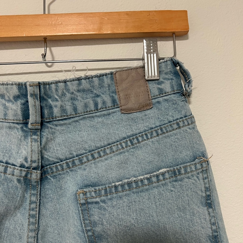 Zara Light Blue Denim Jeans - Picture 4 of 11